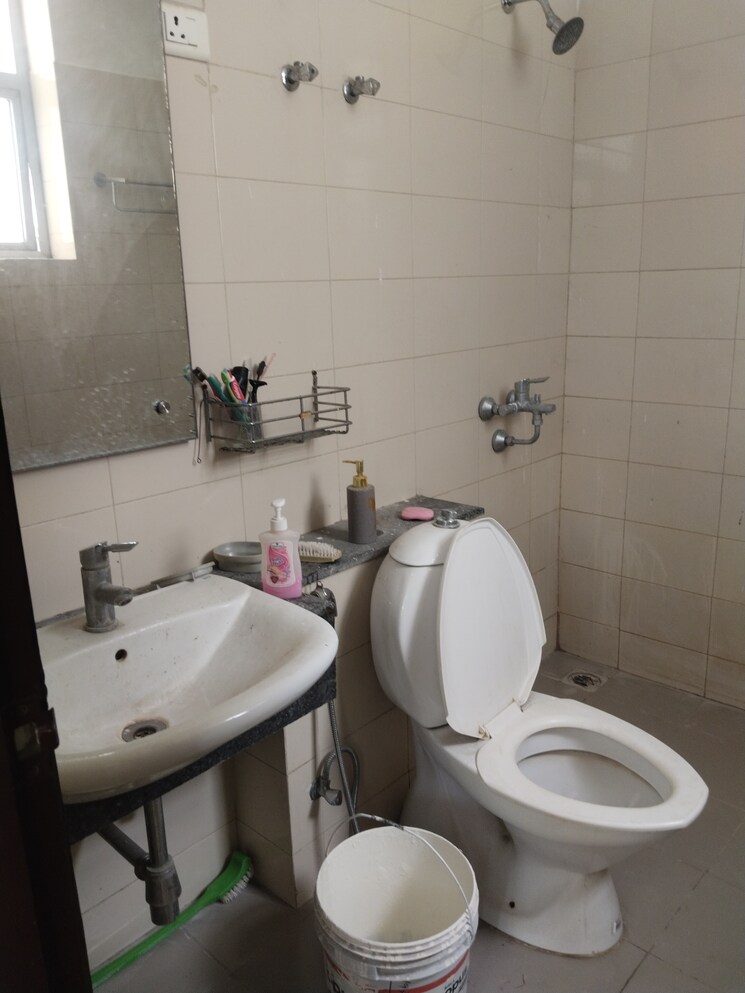 Bathroom, vatika-inxt-floors 3.5 Bedroom 1785 Sq.Ft. Builder Floor In Sector 82 Gurgaon 8552304