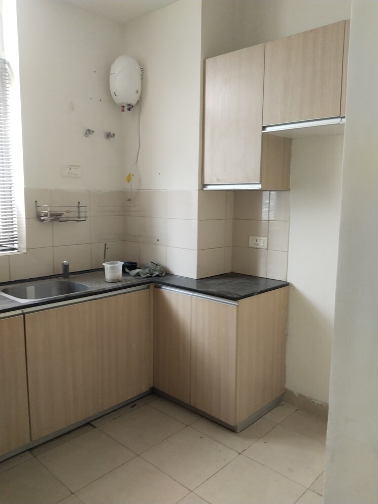 Kitchen, vatika-inxt-floors 3.5 Bedroom 1785 Sq.Ft. Builder Floor In Sector 82 Gurgaon 8552304