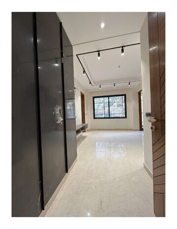 Building Lobby in 3 BHK Builder Floor at Central Gurgaon – for Sale