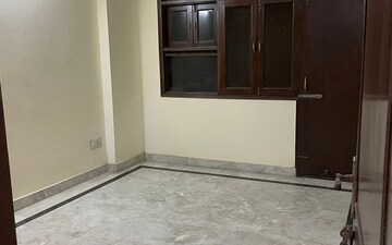 3 BHK Builder Floor For Rent in Chittaranjan Park