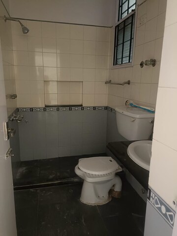 Bathroom in 3 BHK Builder Floor at Sector 52 – for Rent