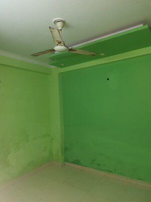 Room in 3 BHK Builder Floor at Mahavir Enclave 1 – for Sale