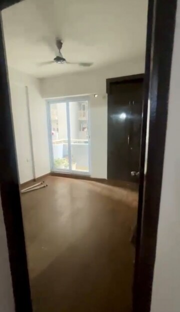 Room in 2 BHK Apartment at Bulland Heights, Sain Vihar – for Rent