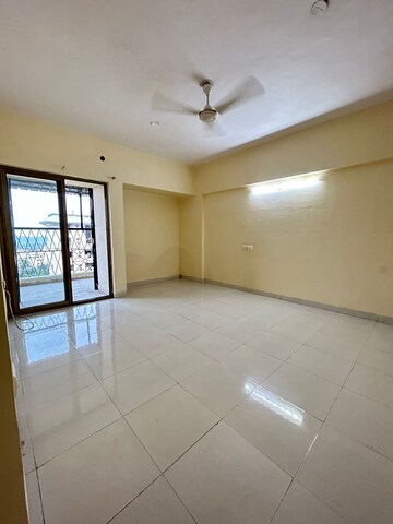 Room in 2 BHK Apartment at Experio Platinum Elysium, Sector 29 Nerul – for Sale