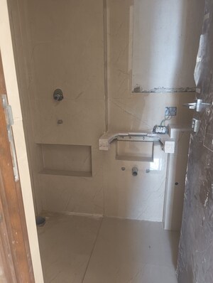 Bathroom in 1 BHK Apartment at Hiranandani Highland, Powai – for Sale