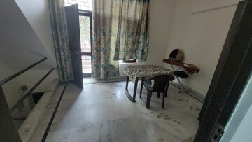 Living Room in 1 BHK Builder Floor at Palam Vihar Residents Association, Palam Vihar – for Rent