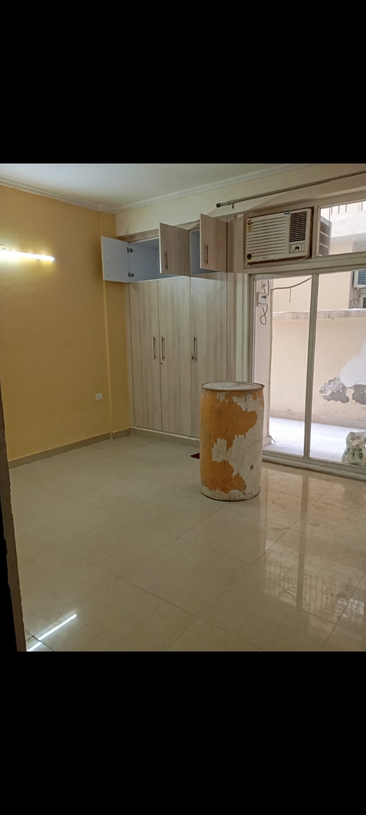 3 BHK + Pooja Room,Servant Room 1690 Sq.Ft. Villa in Amrapali Ivory Heights