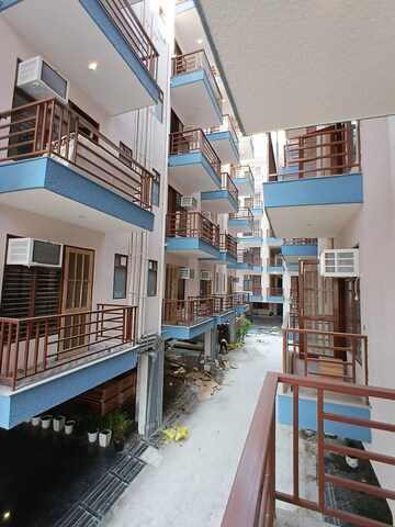  Pg – Exterior View View at Sector 67 - for Rent