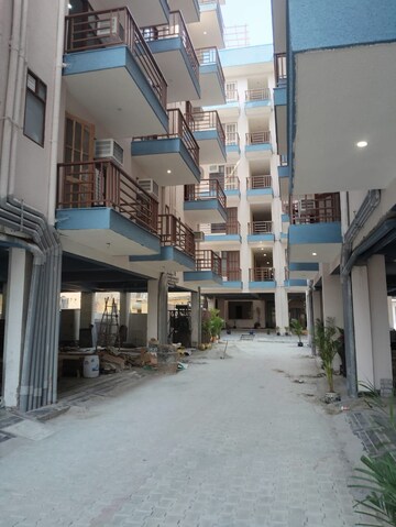  Pg – Exterior View View at Sector 67 - for Rent
