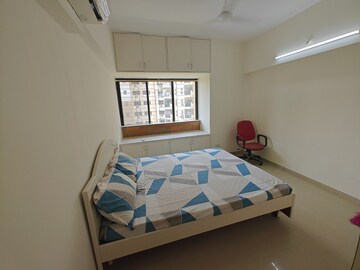 Bedroom in 5 BHK Apartment at Seawoods – for Rent