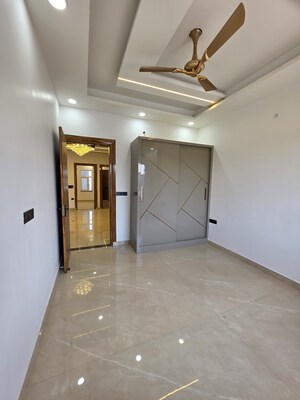 Room in 3 BHK Builder Floor at Sector 1 Greater Noida – for Sale