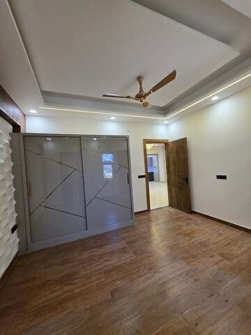 Room in 3 BHK Builder Floor at Sector 1 Greater Noida – for Sale