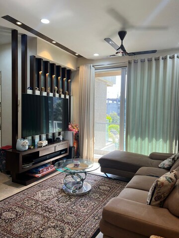 4 BHK Apartment For Rent in Seawoods