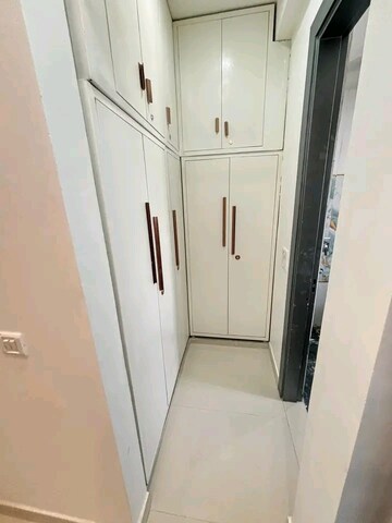 Building Lobby in 2 BHK Builder Floor at Sushant Vyapaar Kendra, Sector 43 – for Rent