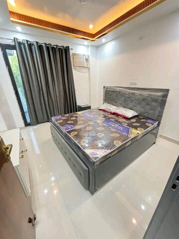 2 BHK Builder Floor For Rent in Sushant Vyapaar Kendra, Sector 43