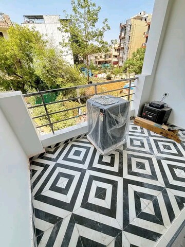 Balcony in 2 BHK Builder Floor at Sushant Vyapaar Kendra, Sector 43 – for Rent