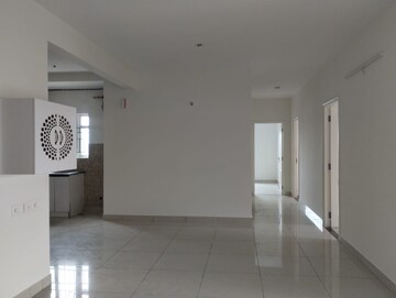 Room in 3 BHK Apartment at Brigade Northridge, Kogilu Road – for Rent