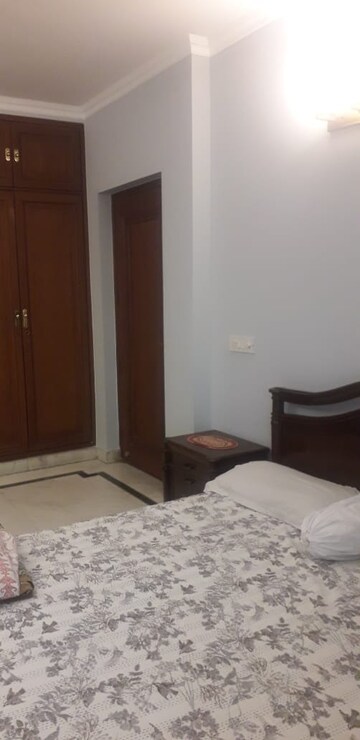 3 BHK Builder Floor For Rent in Geetanjali Enclave