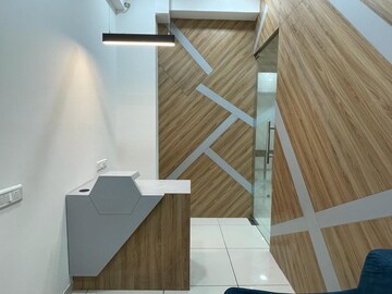  Office Space For Rent in United World Trade Tower, Makarba