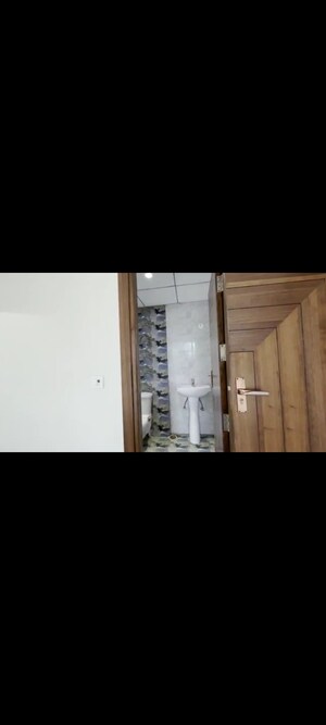 Room in 2 BHK Apartment at SLF Anushree, Sector 75 – for Sale