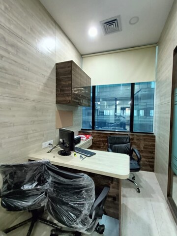  Office Space For Rent in Salt Lake Sector V
