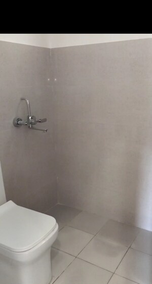 Room in 3 BHK Apartment at Arttech Maulshree Heights, Sector 84 – for Sale