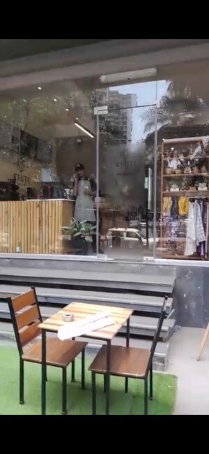  Shop For Sale in Goregaon West