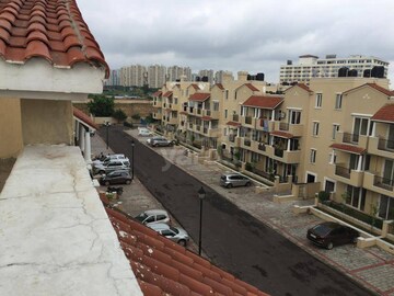 3 BHK Builder Floor – Exterior View View at Emaar MGF Emerald Hills, Sector 65 - for Sale