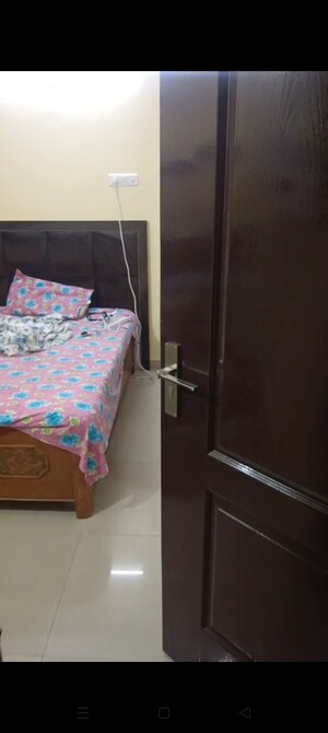 Bedroom in 2 BHK Apartment at Omaxe R2, Gomti Nagar – for Sale