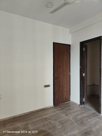 Room in 3 BHK Apartment at Omkar Alta Monte, Malad East – for Sale