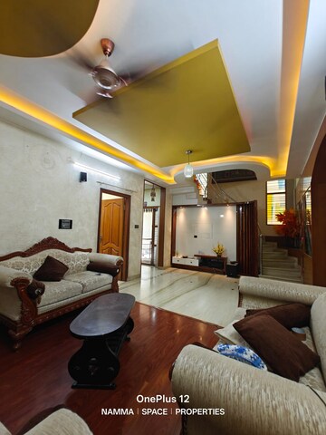 Living Room in 4 BHK Independent House at Hsr Layout – for Rent