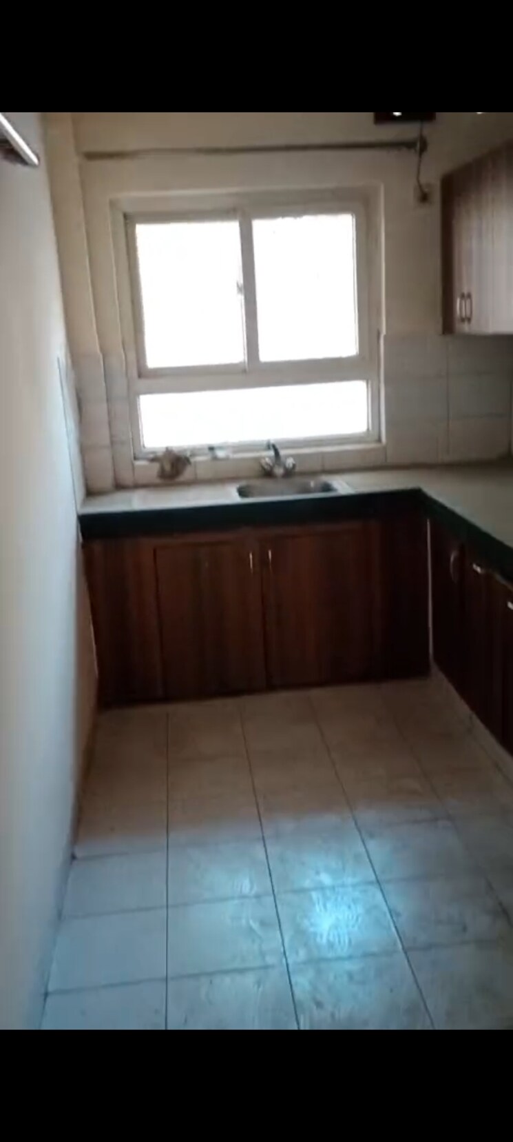 Kitchen, bptp-district-3 3 Bedroom 250 Sq.Yd. Builder Floor In Sector 85 Faridabad 8557267