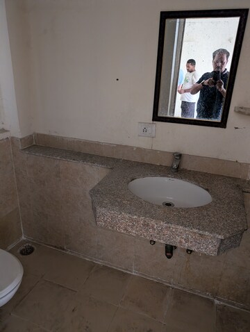 Bathroom in 3.5 BHK Apartment at Jaypee Greens Klassic Heights, Sector 134 – for Sale