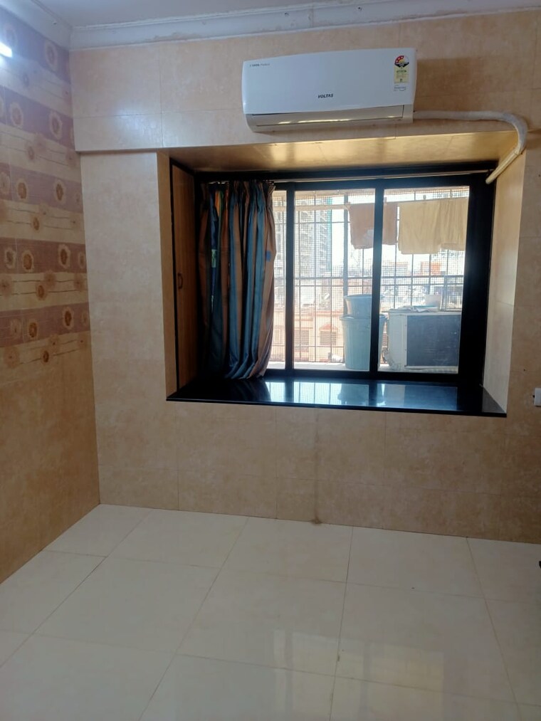 Room, goregaon west 2 Bedroom 414 Sq.Ft. Apartment In Goregaon West Mumbai 8556140