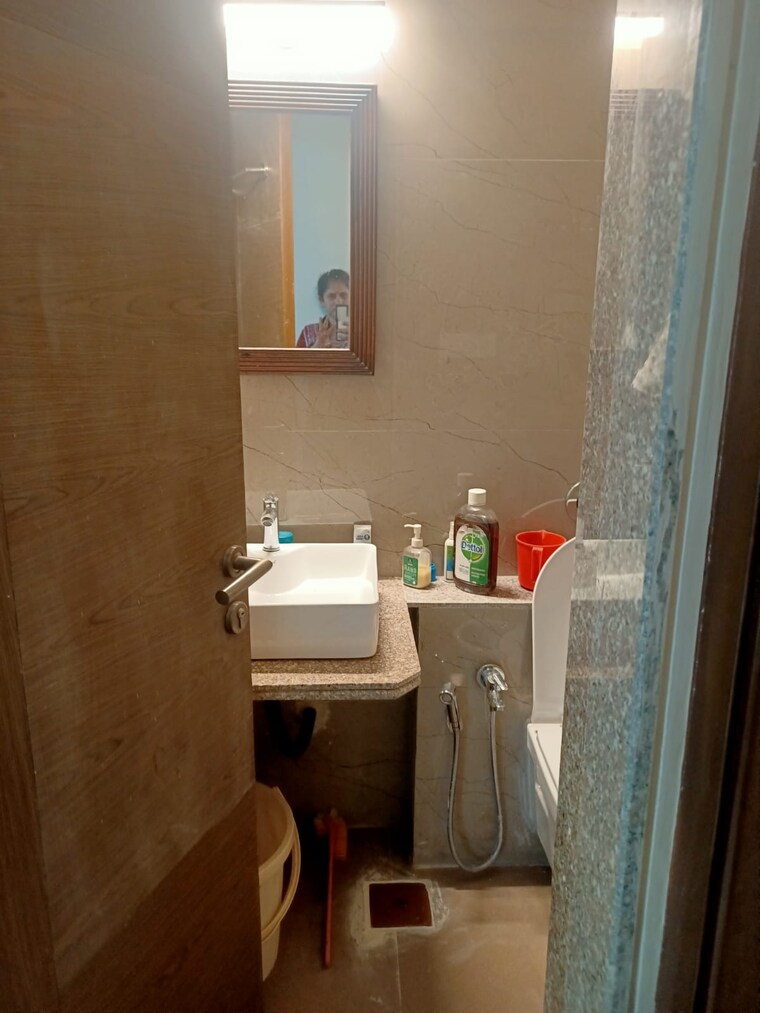Attached Bathroom, goregaon west 1 Bedroom 440 Sq.Ft. Apartment In Goregaon West Mumbai 8556475