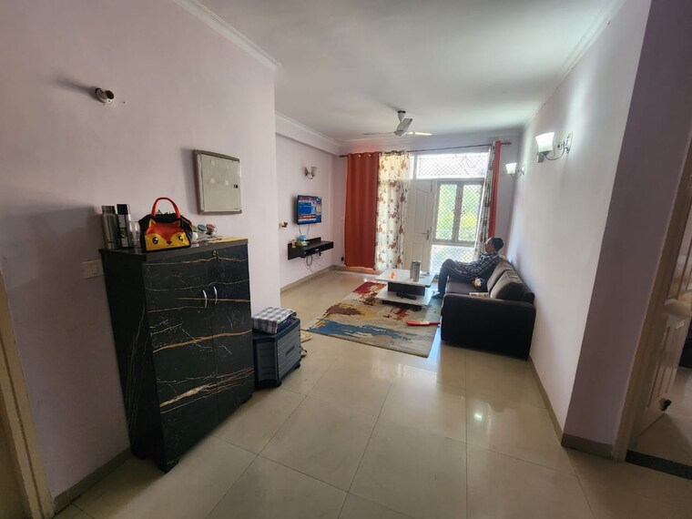 Living Room, sushant-lok-2 3 Bedroom 250 Sq.Yd. Builder Floor In Sector 57 Gurgaon 8556618