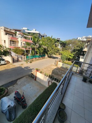 Balcony in 3 BHK Builder Floor at Sushant Lok 2, Sector 57 – for Sale