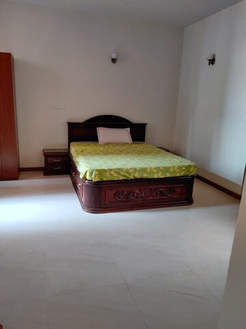 Bedroom in 4 BHK Independent House at Hsr Layout – for Rent