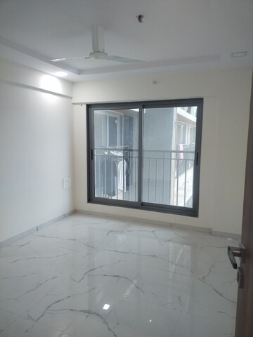 Room in 2 BHK Apartment at Kaveri CHS Ghatkopar, Ghatkopar East – for Rent