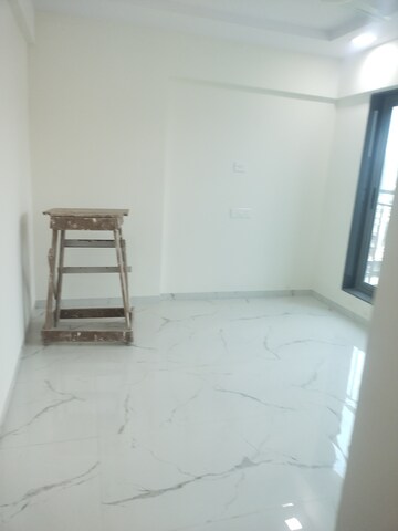 Room in 2 BHK Apartment at Kaveri CHS Ghatkopar, Ghatkopar East – for Rent