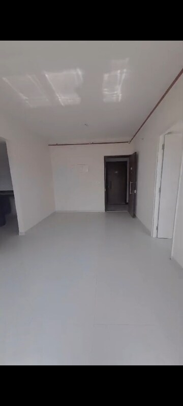 Room in 1 BHK Apartment at Runwal Gardens Phase 2, Dombivli East – for Rent