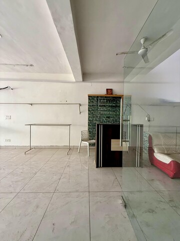 Parking in  Showroom at Peer Mucchalla – for Rent