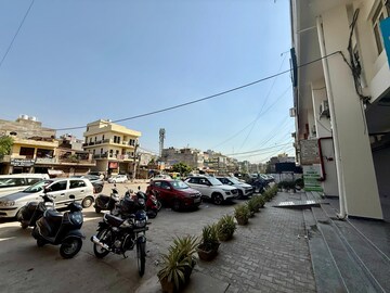  Showroom – Exterior View View at Peer Mucchalla - for Rent