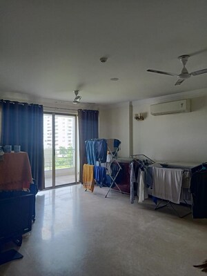 Living Room in 4 BHK Apartment at DLF Park Place, Sector 54 – for Sale