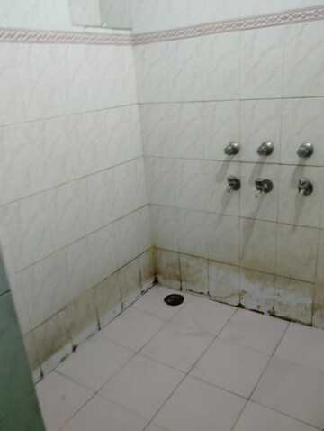 Bathroom in 2.5 BHK Independent House at Vikas Nagar – for Rent