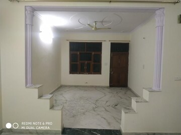 Bedroom in 3 BHK Builder Floor at Sector 21d – for Rent