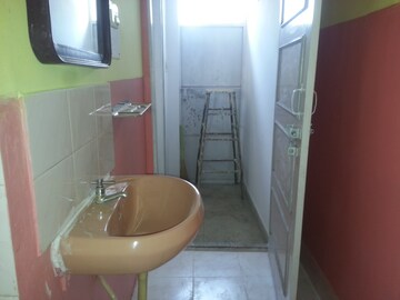 Bathroom in 1 BHK Independent House at Rt Nagar – for Rent