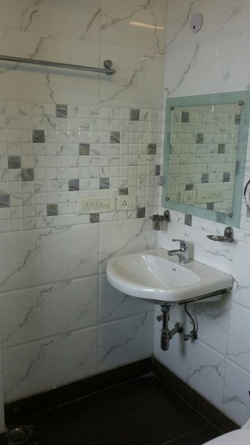 Bathroom in 2 BHK Builder Floor at Avasiya Kalyankari Sanstha, Lajpat Nagar – for Rent
