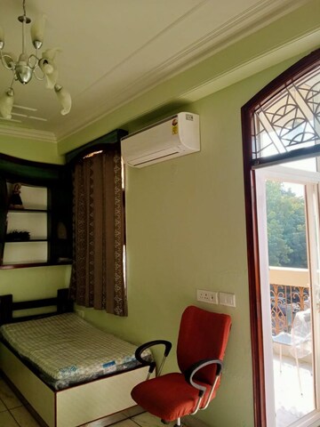 Living Room in 1 BHK Builder Floor at East of Kailash Block-B RWA, East Of Kailash – for Rent
