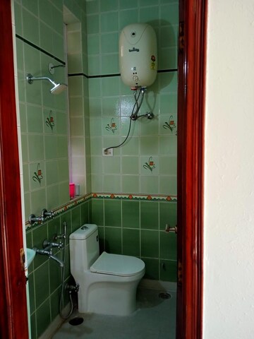Bathroom in 1 BHK Builder Floor at East of Kailash Block-B RWA, East Of Kailash – for Rent